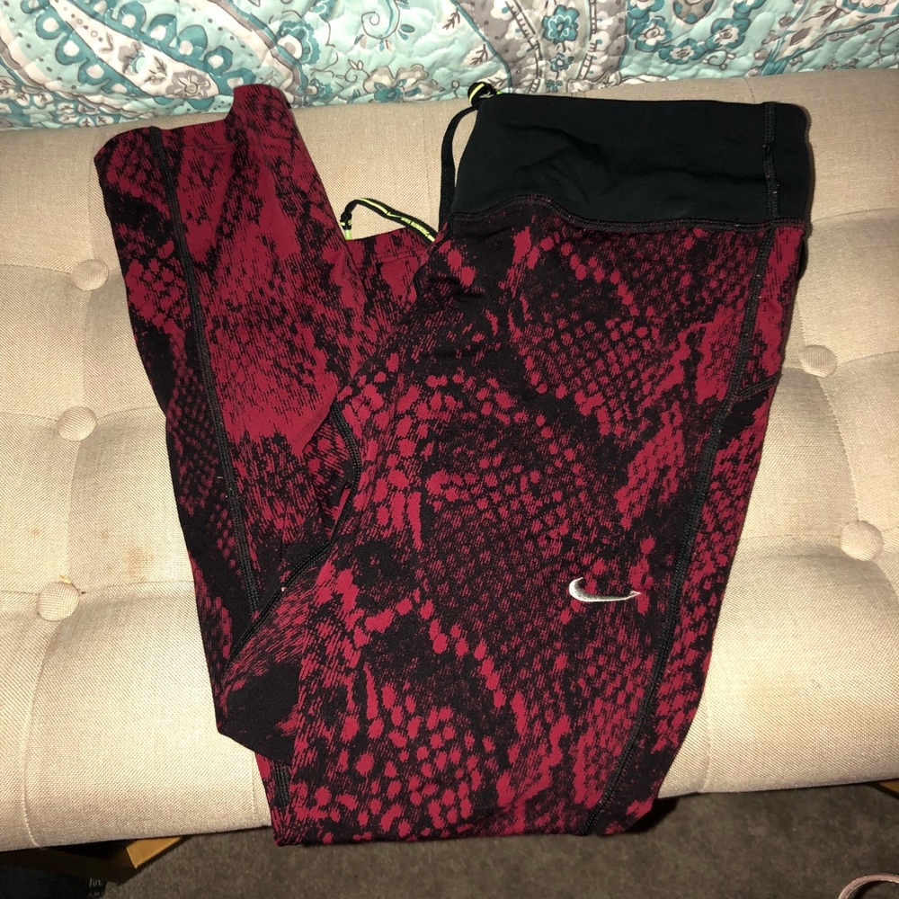 Nike leggings